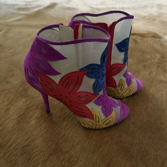 Jessica Simpson Mesh Peep Toe Bootie Size 8 - Picture 6 of 8